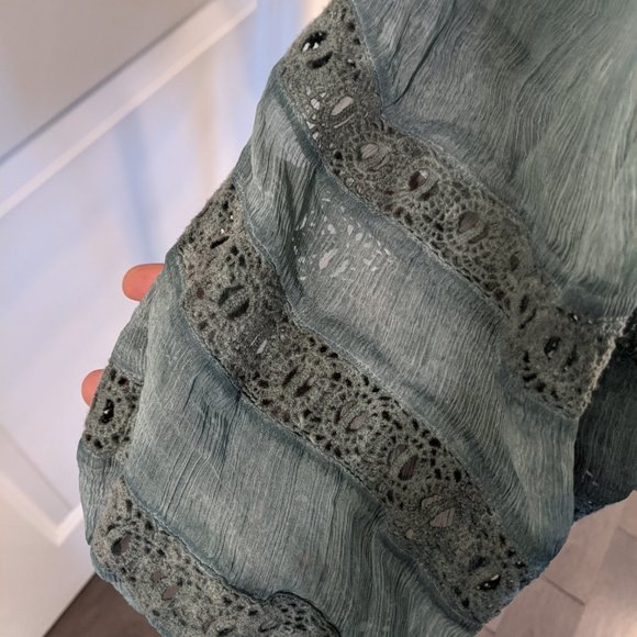 NWW Free People Powder Blue Flowing Top - w tags! - Picture 4 of 8